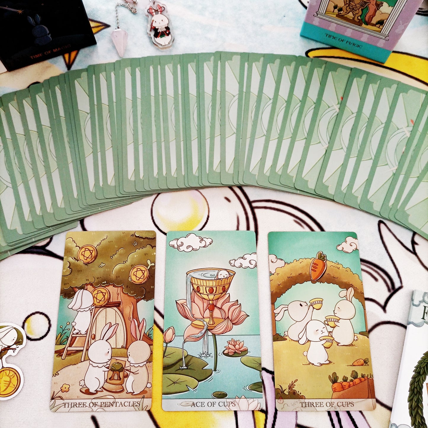 Starry Rabbit -- Free Cloud Tarot